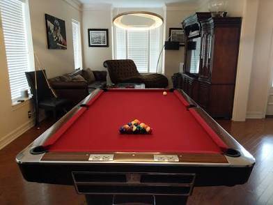 Brunswick Gold Crown 9 x 4.5 ft Pool Table